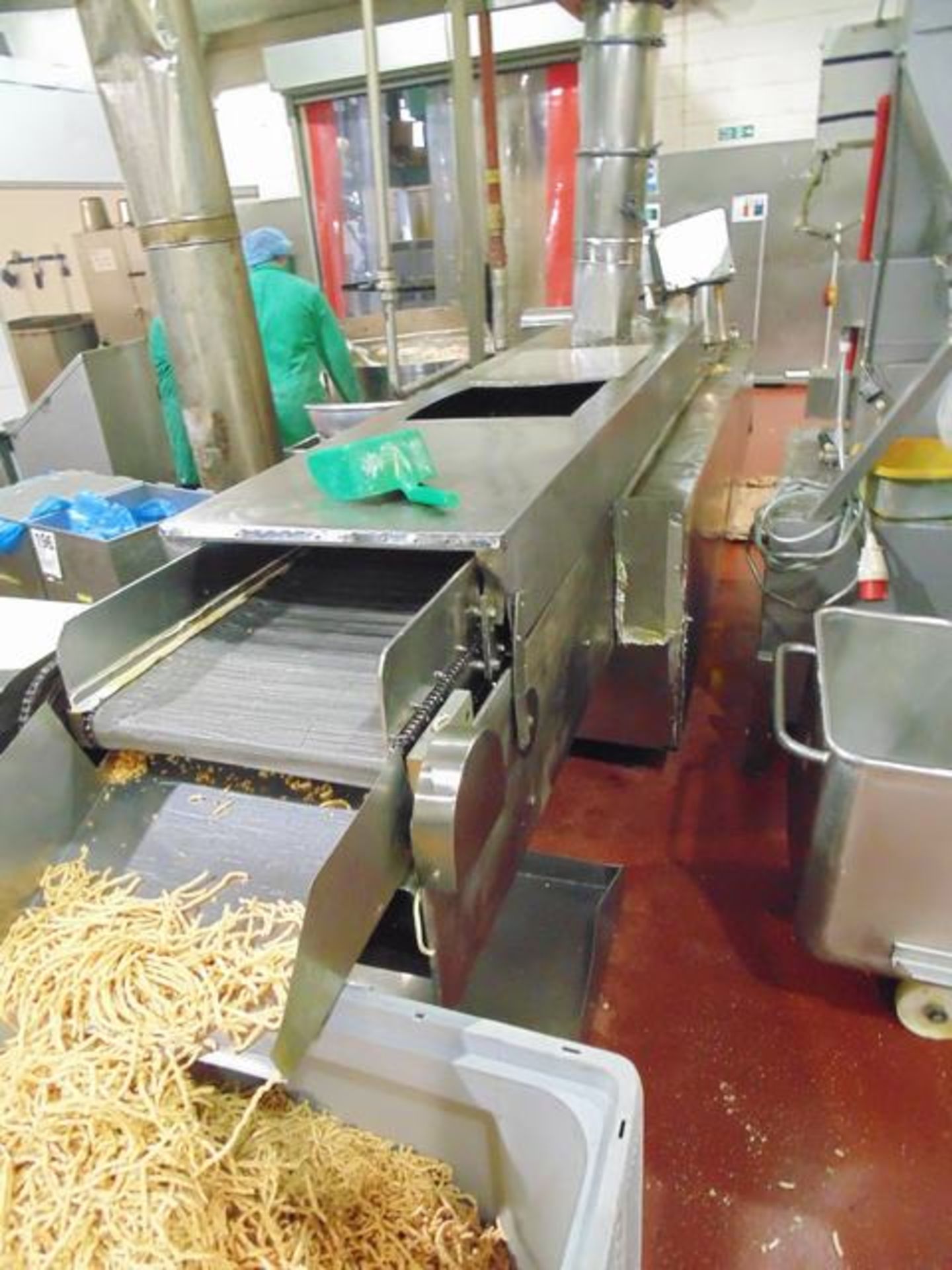 Stainless Steel 250kg Fryer 500mm Belt With Top Down And Take Out Belt Gas Fired 5000mm  Lift out - Image 3 of 6