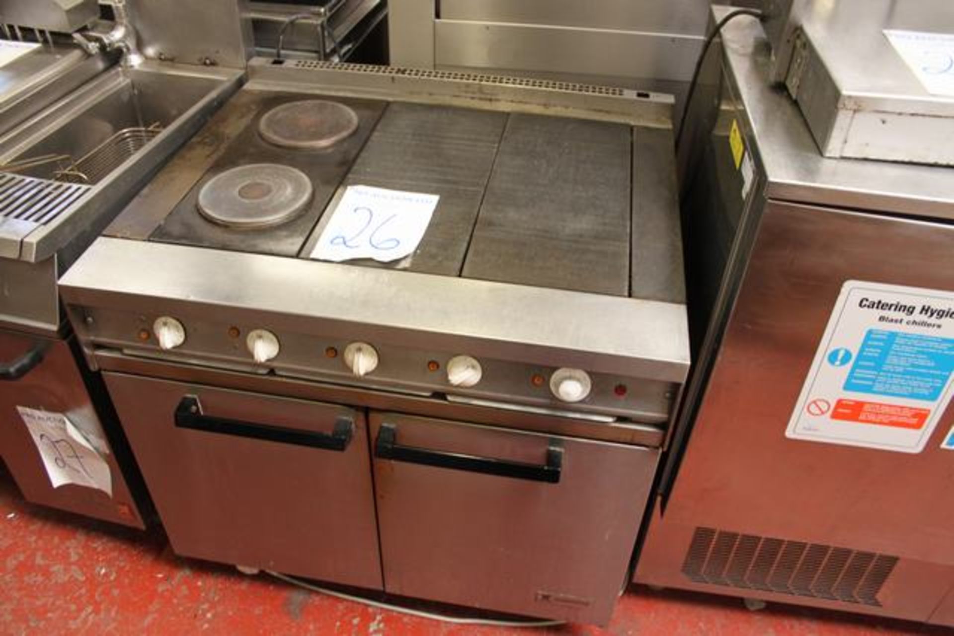 Falcon Dominator model E11004HF electric hot plate with 2 x hobs and oven