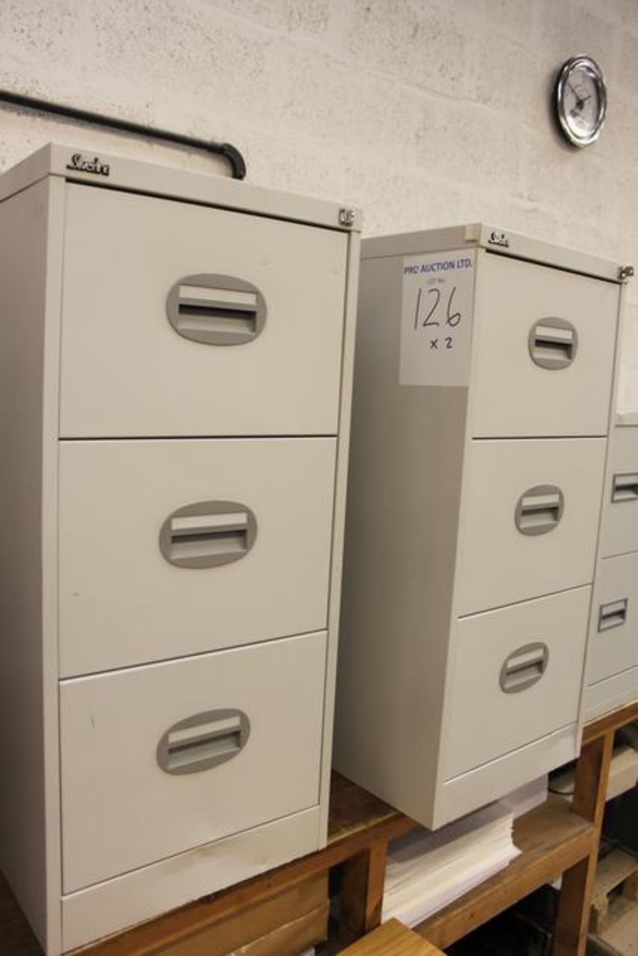2 x metal 3 draw filing cabinets 460mm x 620mm 1000mm Lift out charge  5