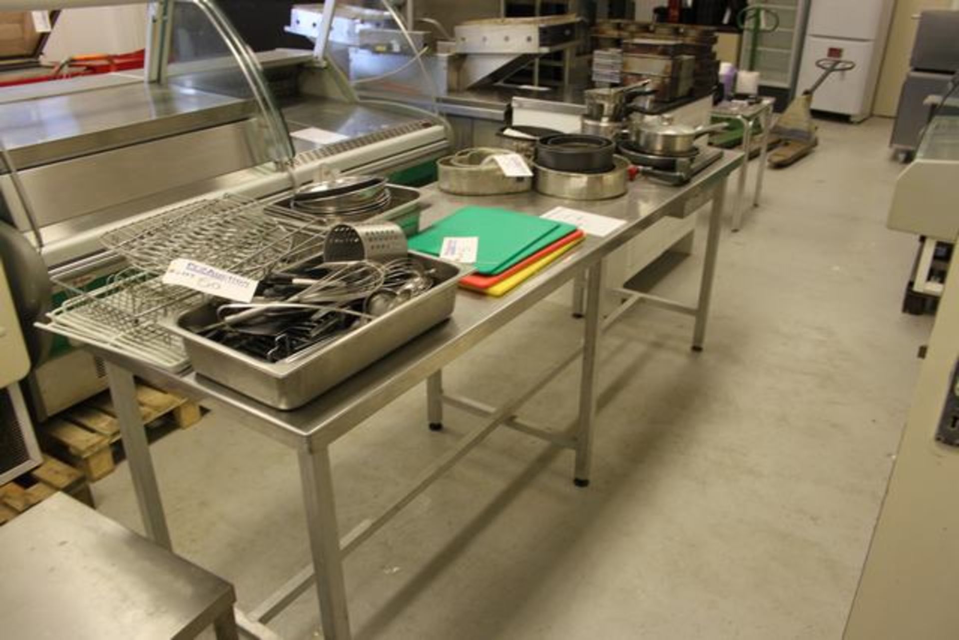 Stainless steel table 2300mm x 700mm   Lift out charge 5