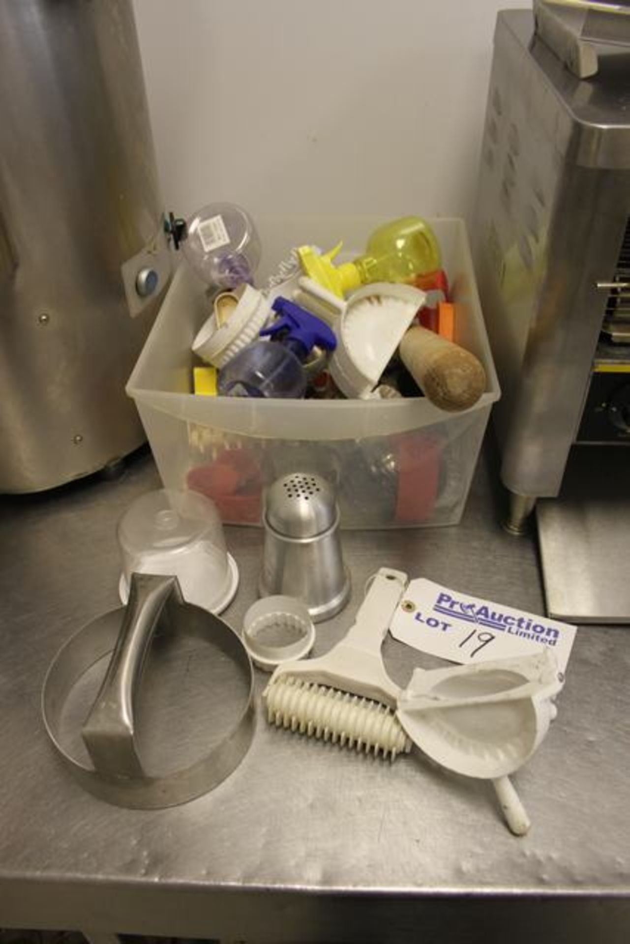 Various bakery utensils includes cutters/moulds and presses