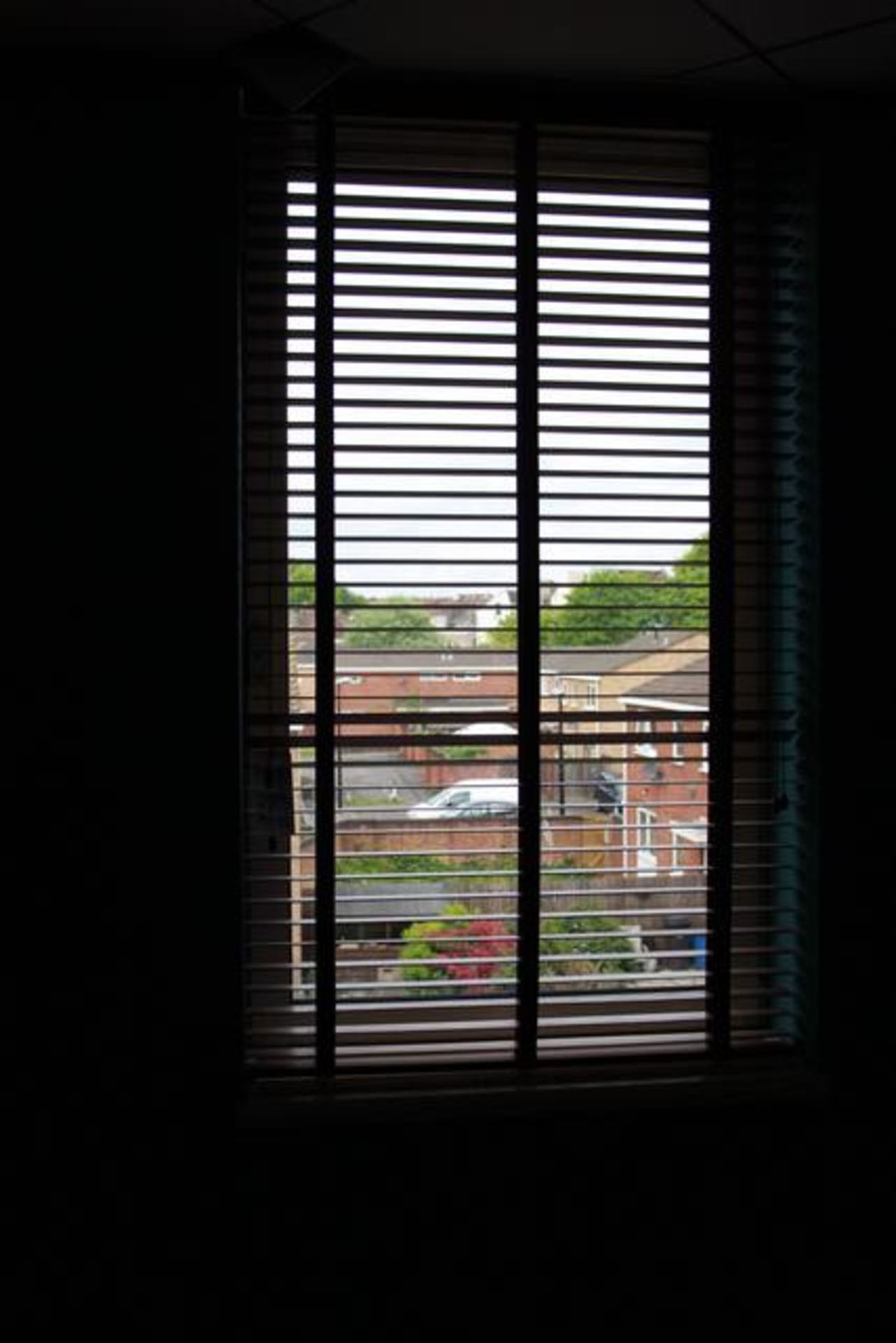 3 x window blinds 1100mm x 1900mm >>Lift out charge  5