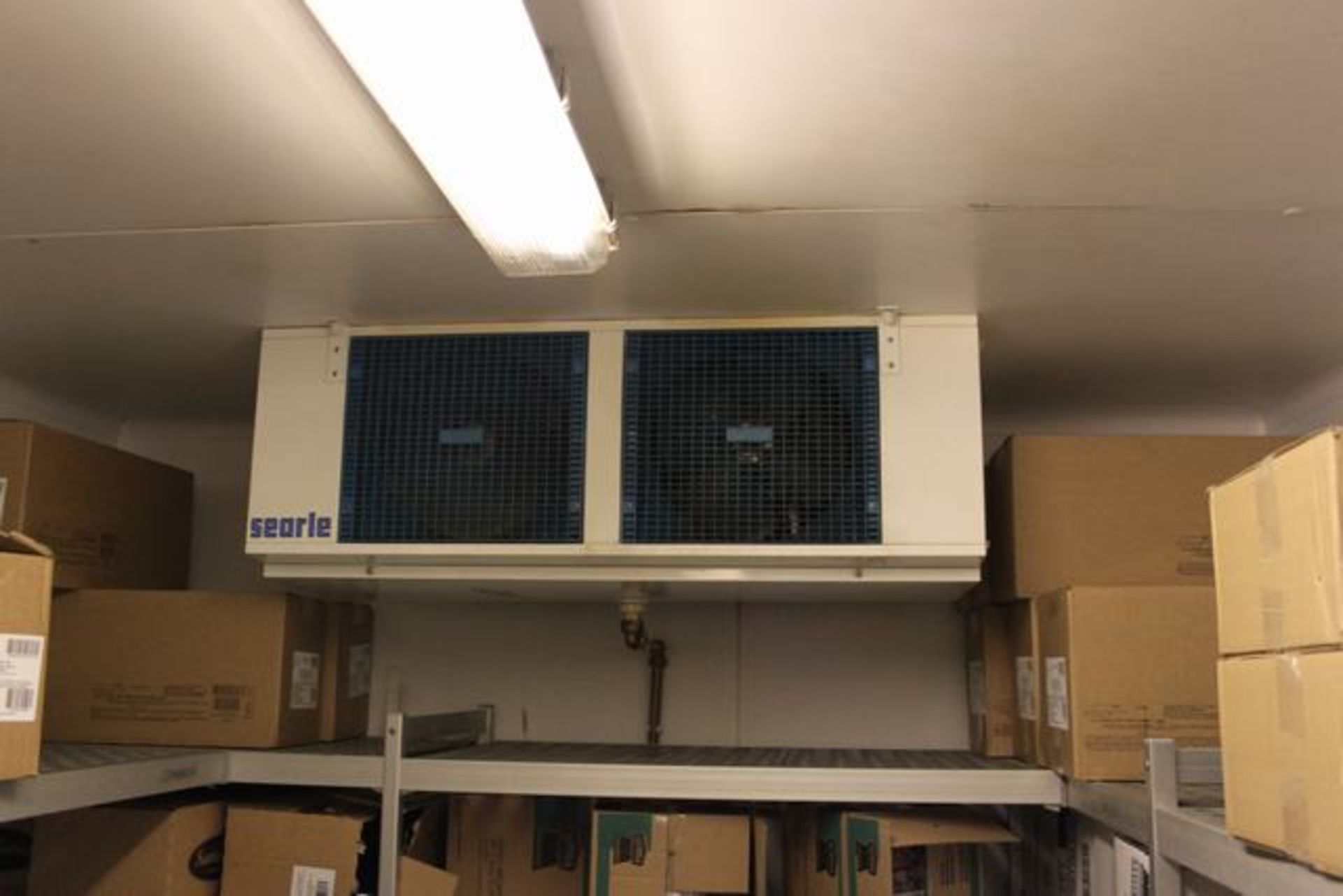 Walk in freezer complete with racking and Searle twin fan evaporator 2500mm x 3500mm x 2400mm - Image 3 of 6