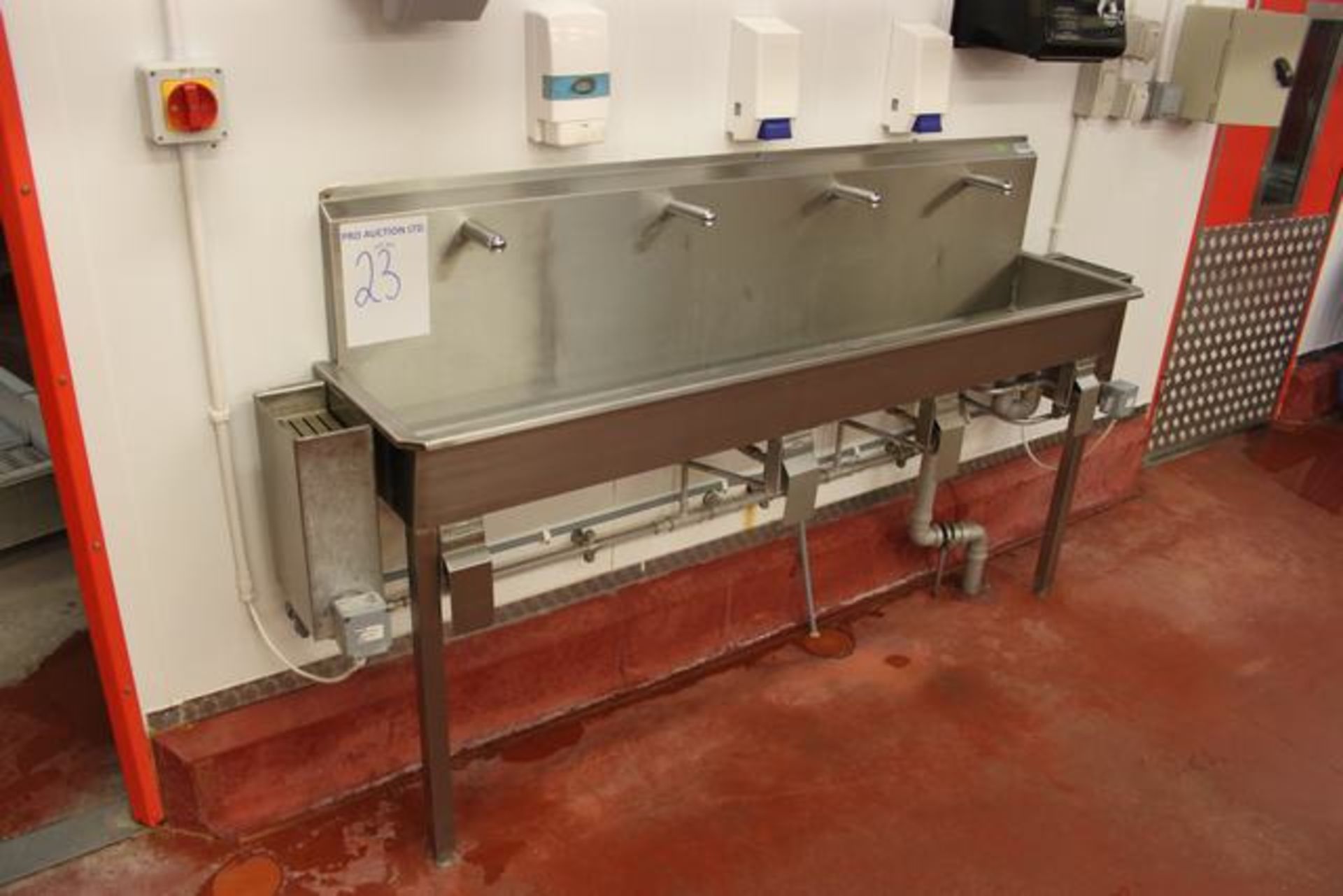 Mc Connell 4 station stainless steel knee operated sink wall mounted Lift out charge  20