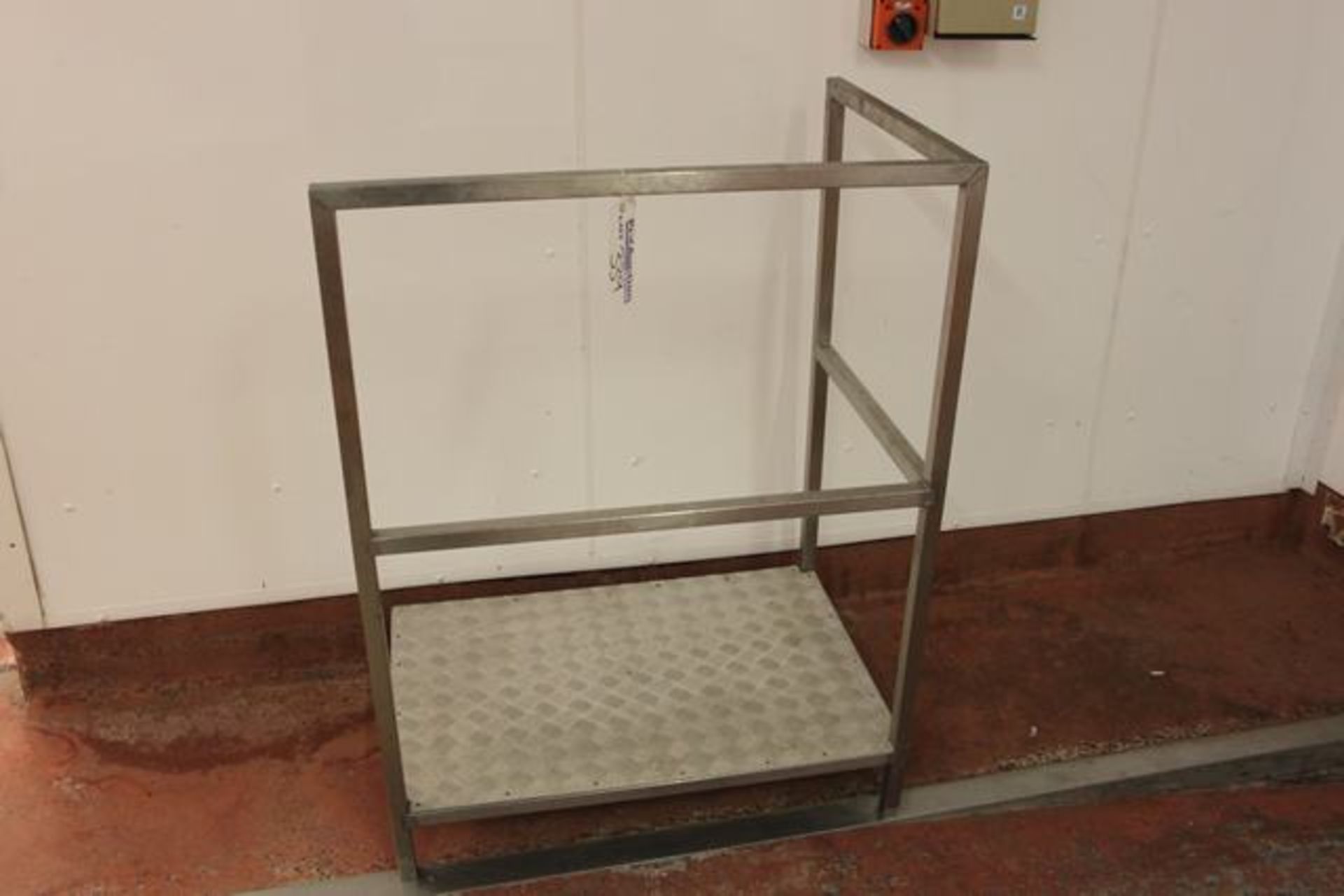 Stainless steel working platform 800mm x 1400mm Lift out charge  5