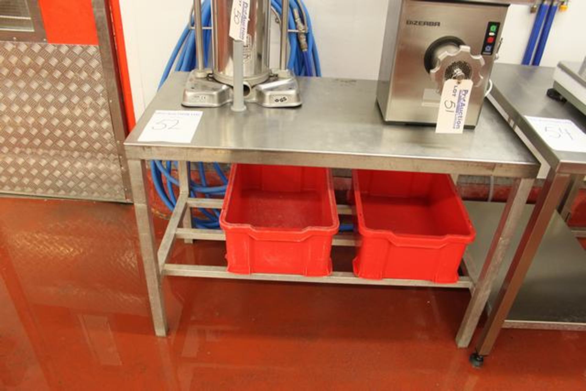 Stainless steel preparation table 1200mm x 600mm Lift out charge  5