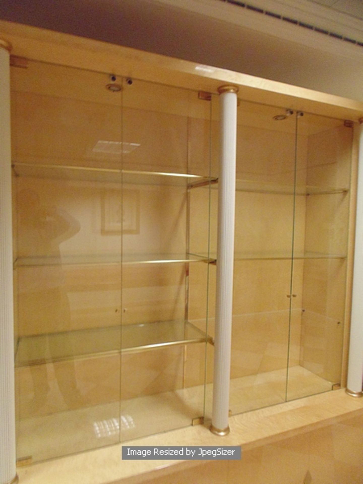 A birds eye maple display cabinet with glass shelves enclosed by four glass doors, fitted with - Image 3 of 6