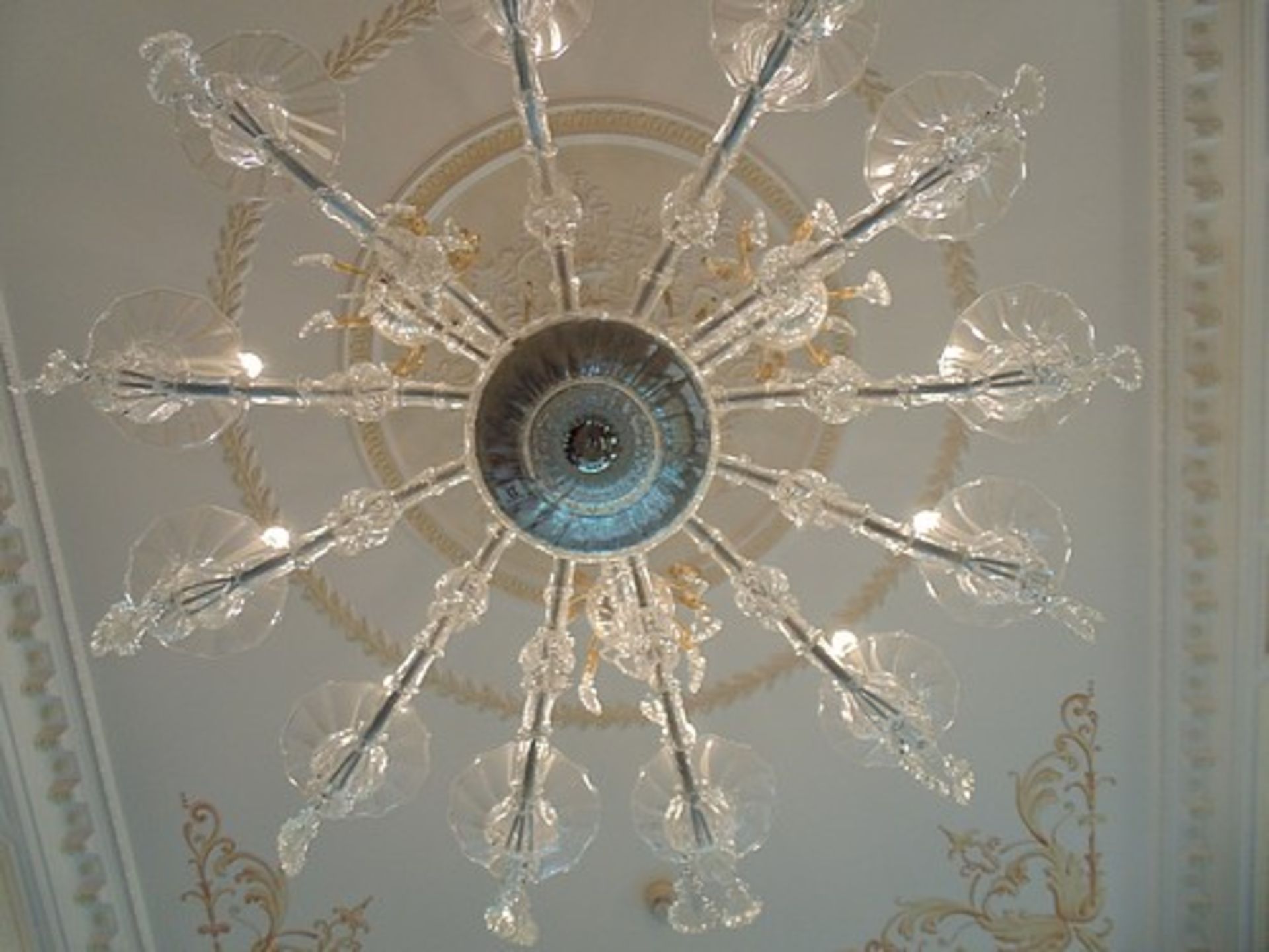 Taif Murano chandelier by Barovier & Toso 12 arm crystal chandelier, with gilded and chromed metal - Image 2 of 8