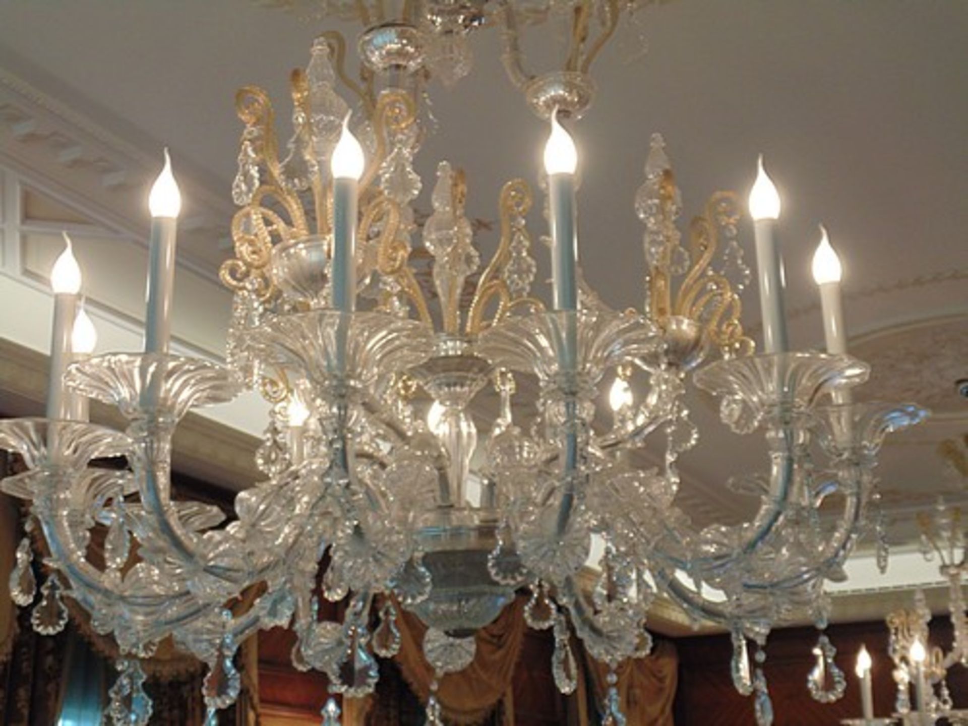 Taif Murano chandelier by Barovier & Toso 12 arm crystal chandelier, with gilded and chromed metal - Image 4 of 8