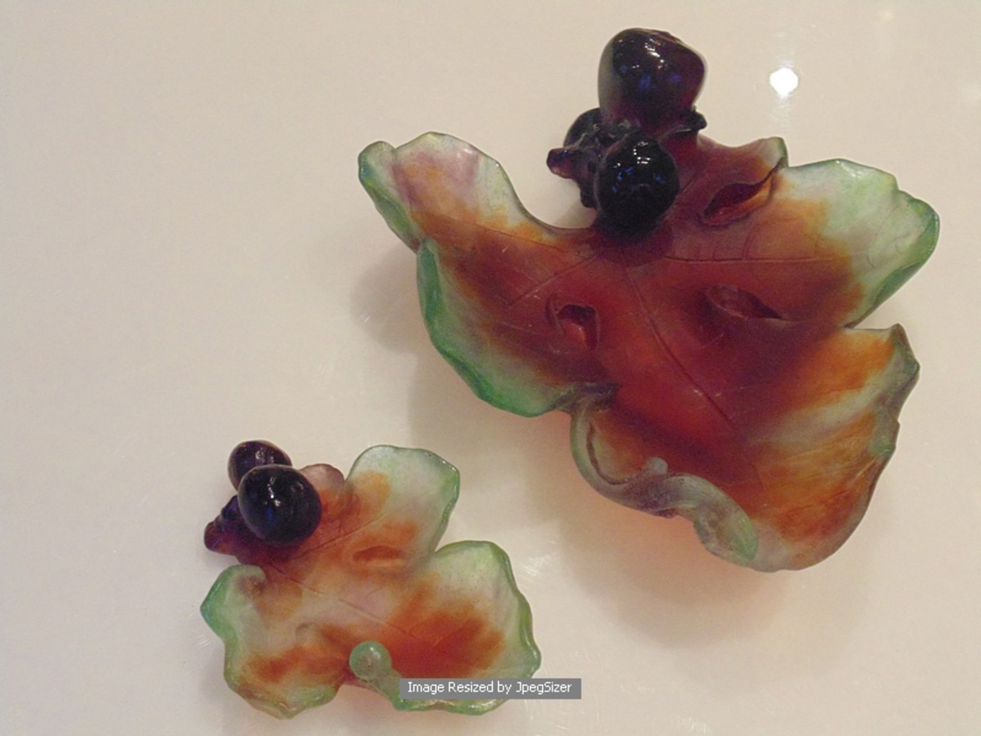 A set of two Daum Pate France de Verre Art Glass Salamander Figs Leaf Dish Bowls 200mm x 160mm and - Image 2 of 2