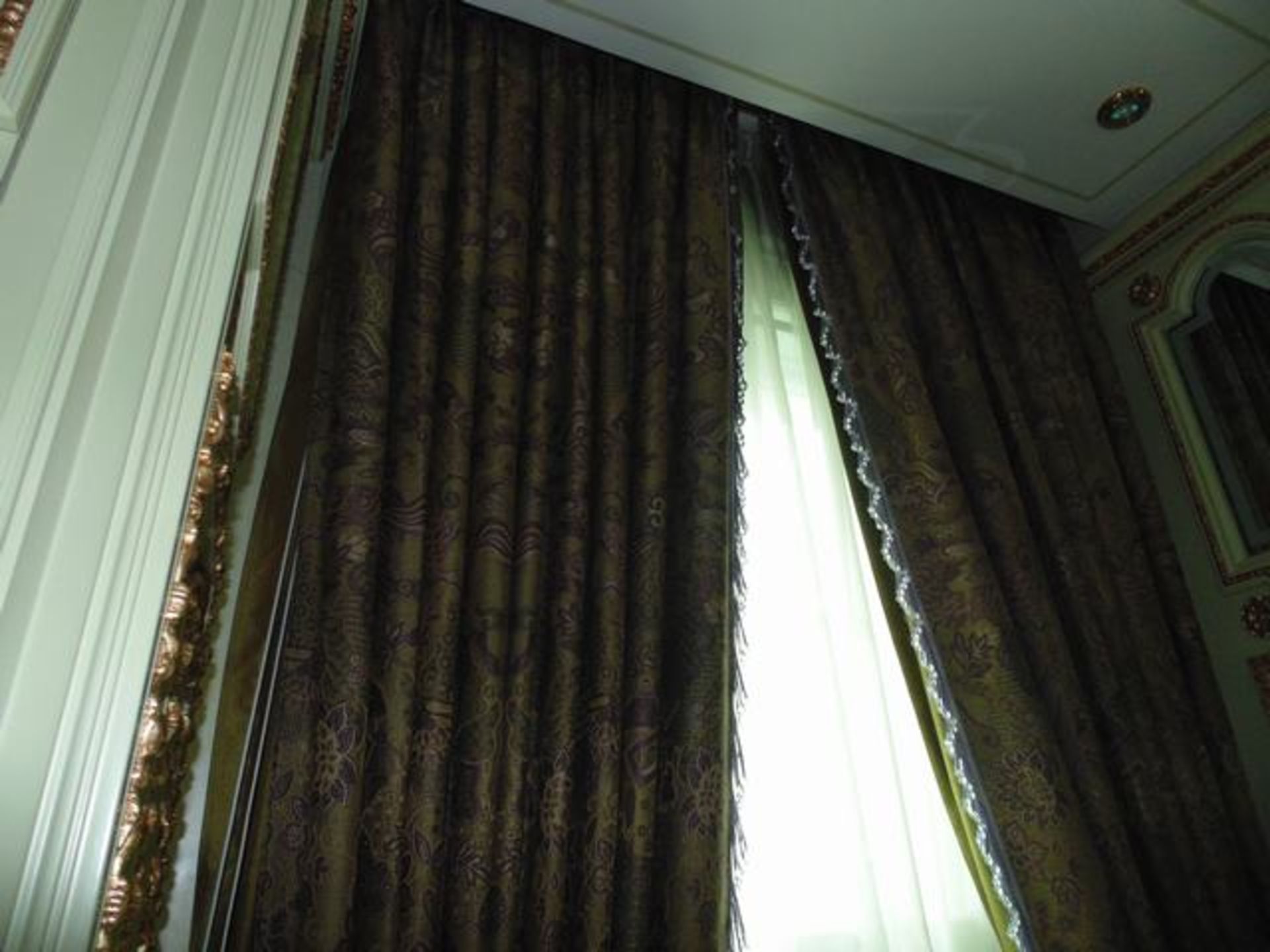 A pair of mauve and gold pattern curtains supplied by Jacquard, gold and mauve fabric from Marvi - Image 4 of 4