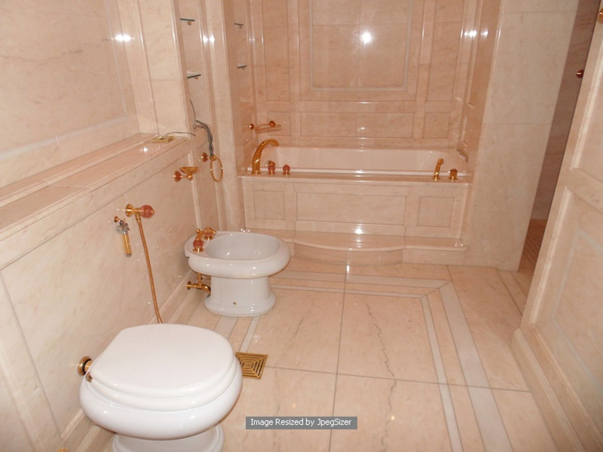 Ensuite bath, shower, vanity unit, bidet and WC bathroom accessories and furniture from Baldi Home - Image 3 of 4