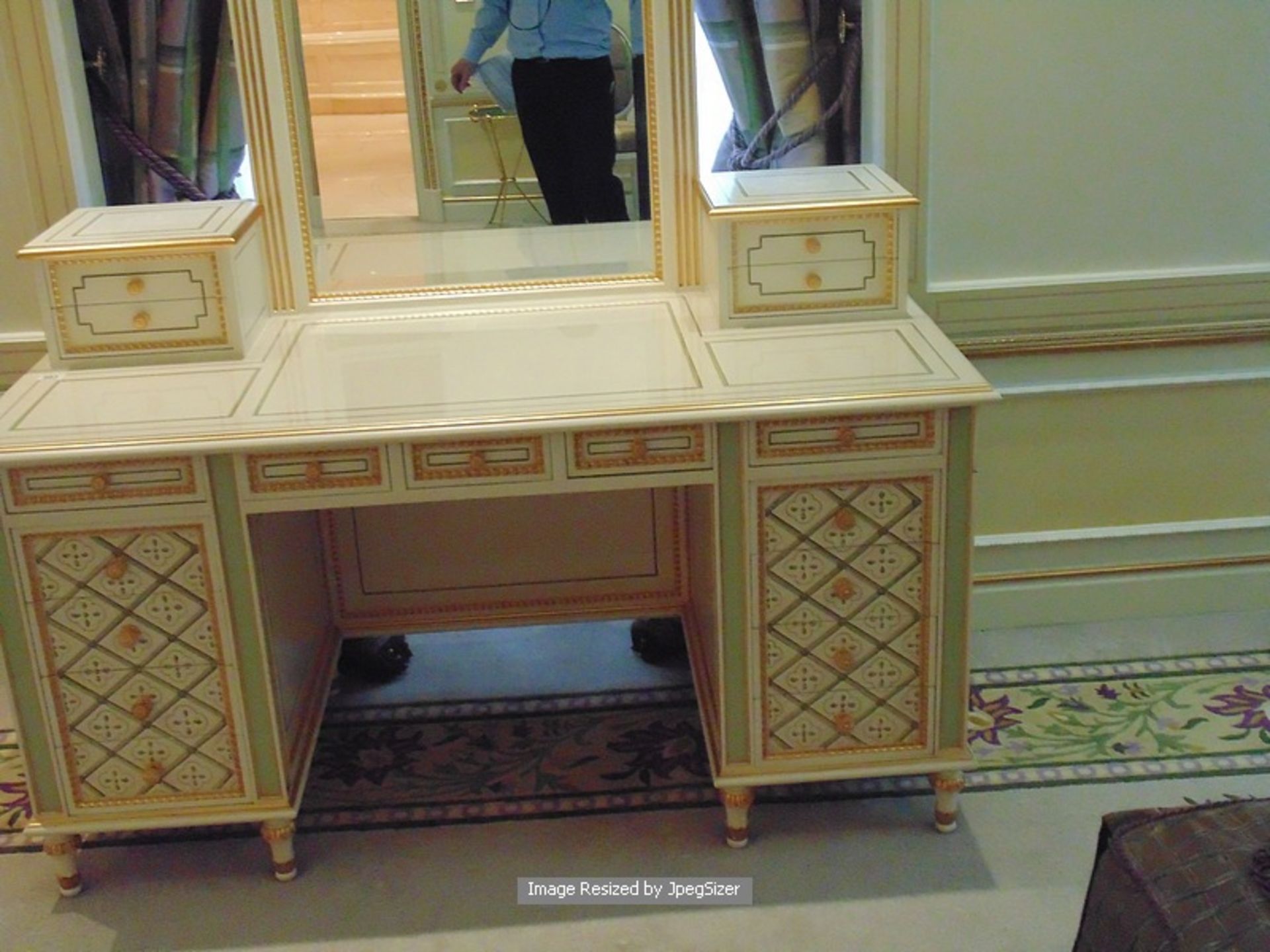 Classic Italian 18th century style white and gold-painted and parcel-gilt dressing table, - Image 2 of 3