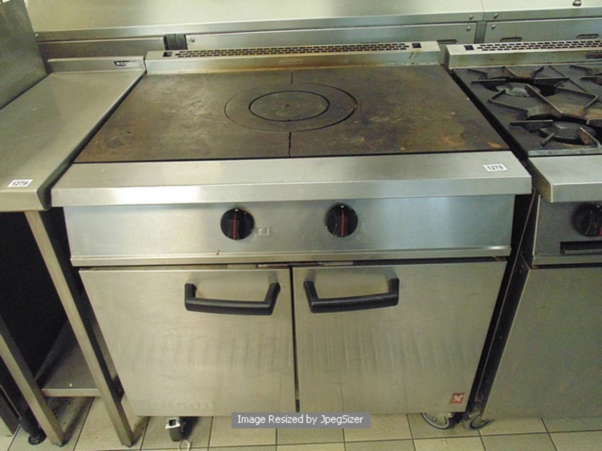 Falcon Dominator bulls eye gas solid top range 19.5Kw power 900mm x 940mm x 930mm  Lift out