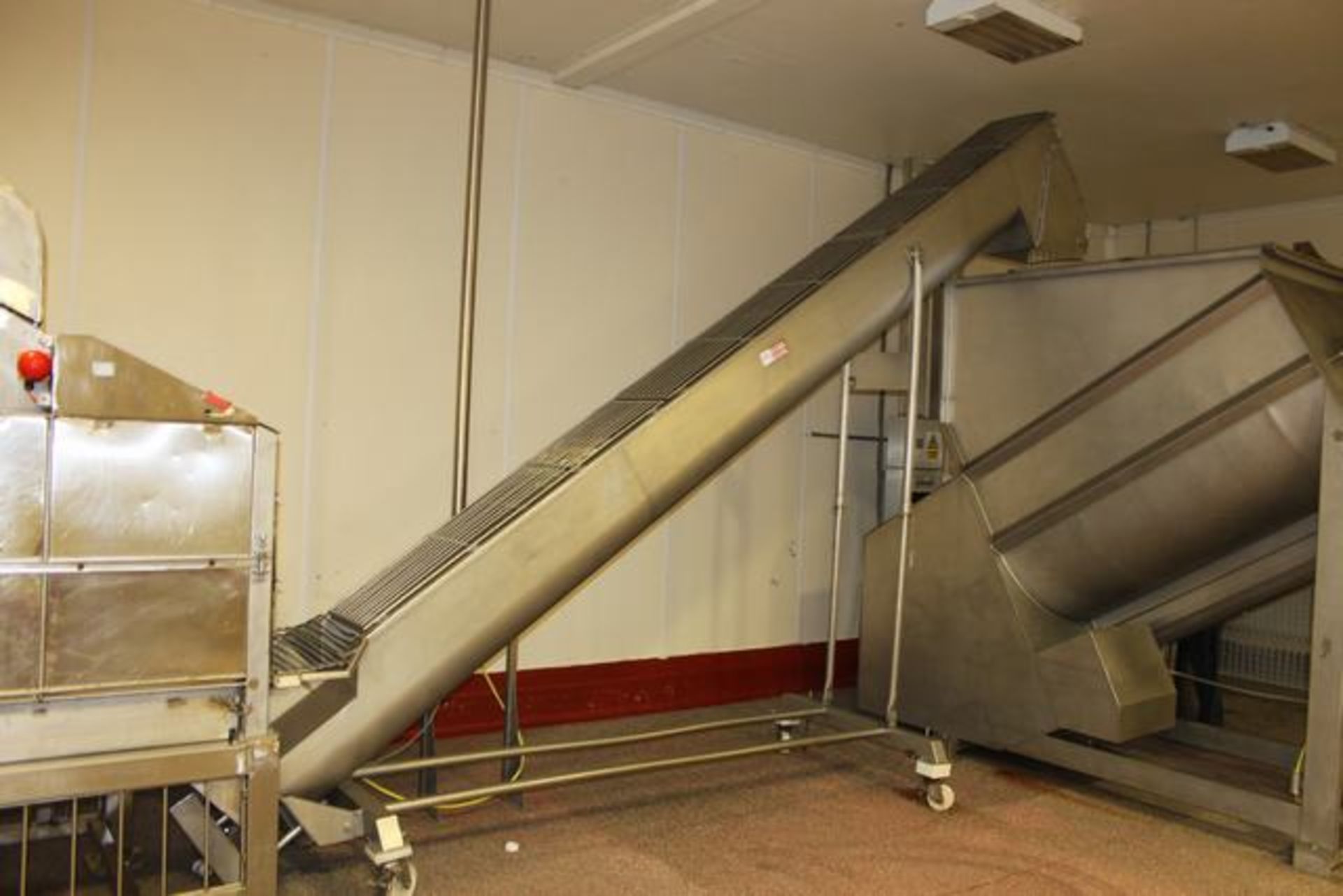 Boldt Systems Stainless steel mobile screw auger 5000mm x 500mm discharging at 3000mm