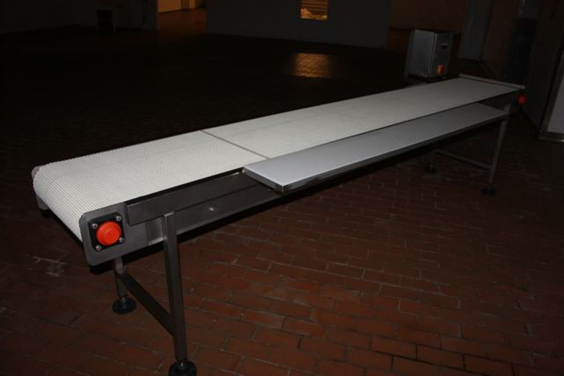 Plastic slatted belt conveyor variable speed 3500mm x 500mm - Image 2 of 2