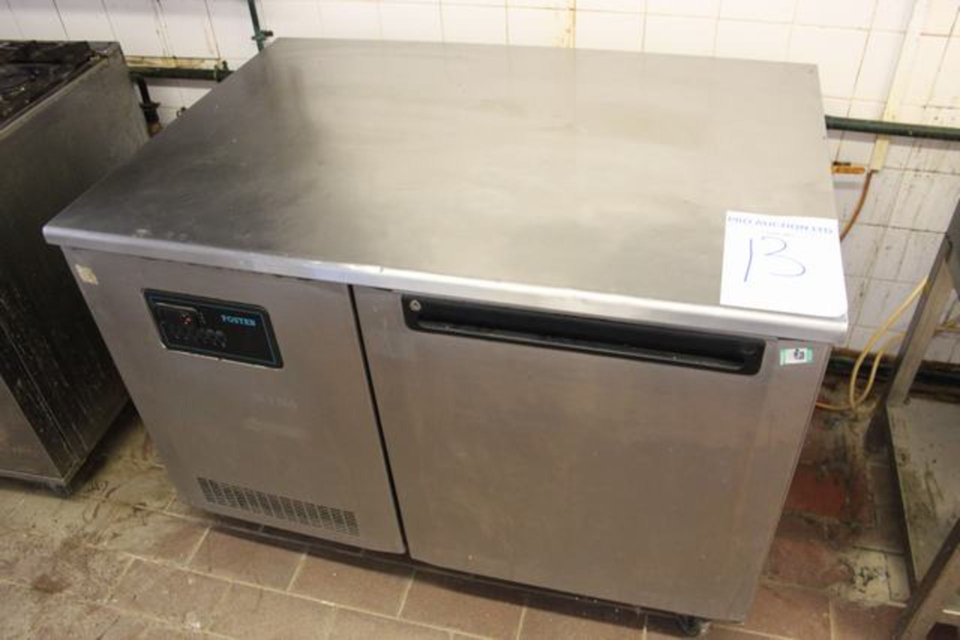 Foster  GSC 2/1 L single door under counter bench fridge 120 litre (s/n E441024 )