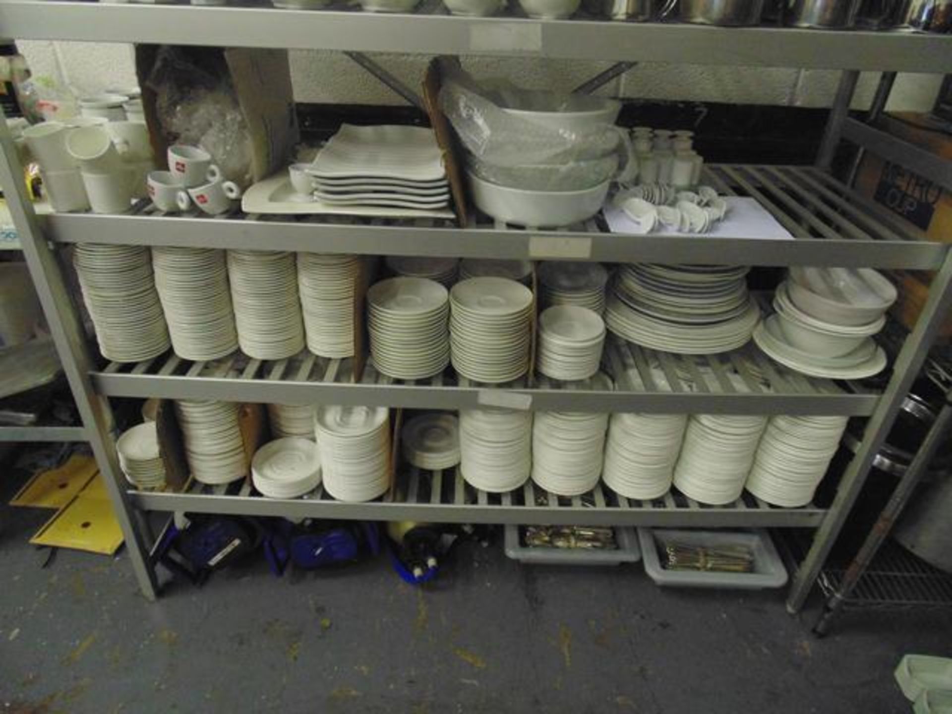 A large quantity of white hotel tableware principally Royal Doulton and Villeroy & Boch - comprising