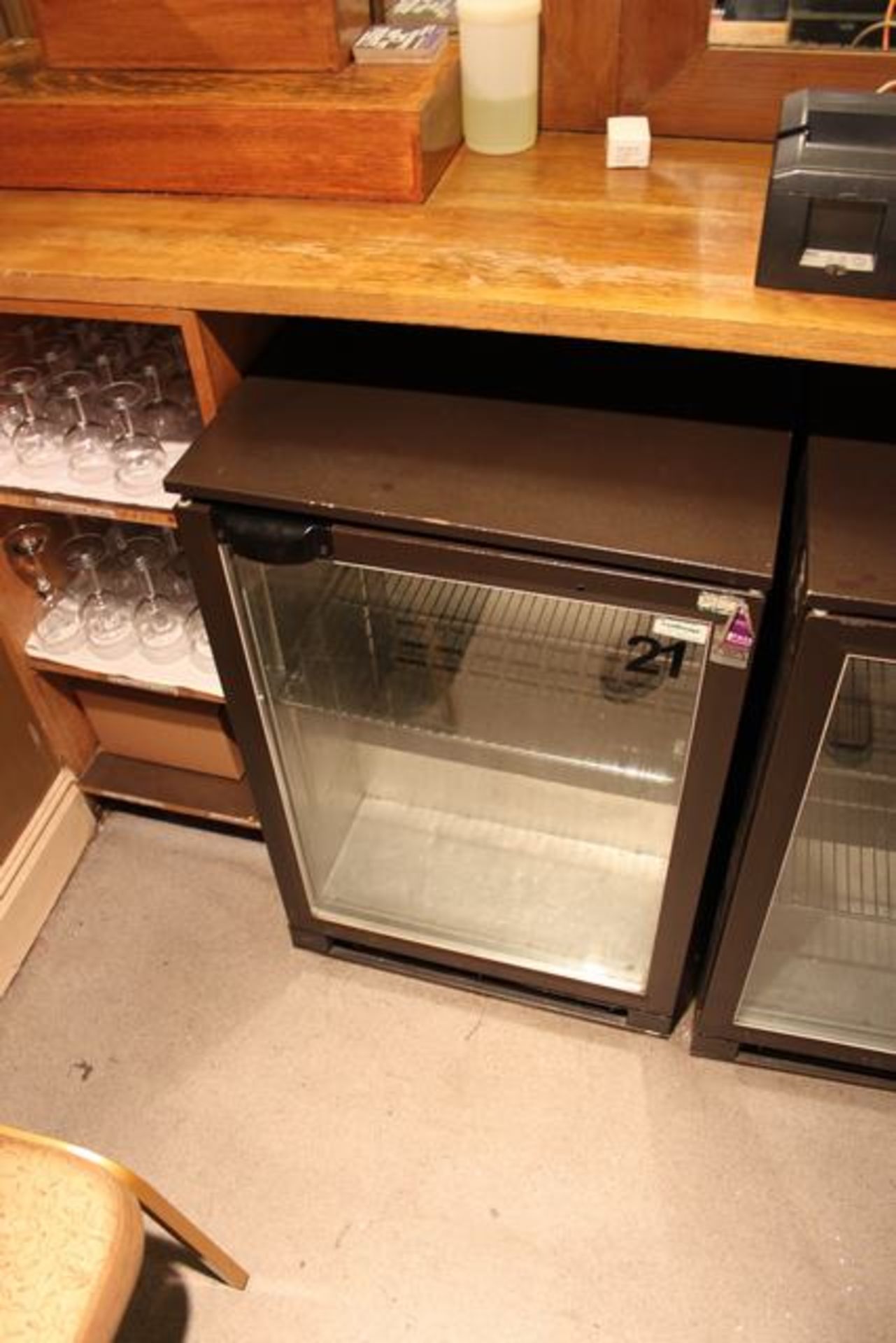 Osbourne Single Door Bottle Cooler126 litre capacity 600mm x 500mm x 910mm Lift out charge  5