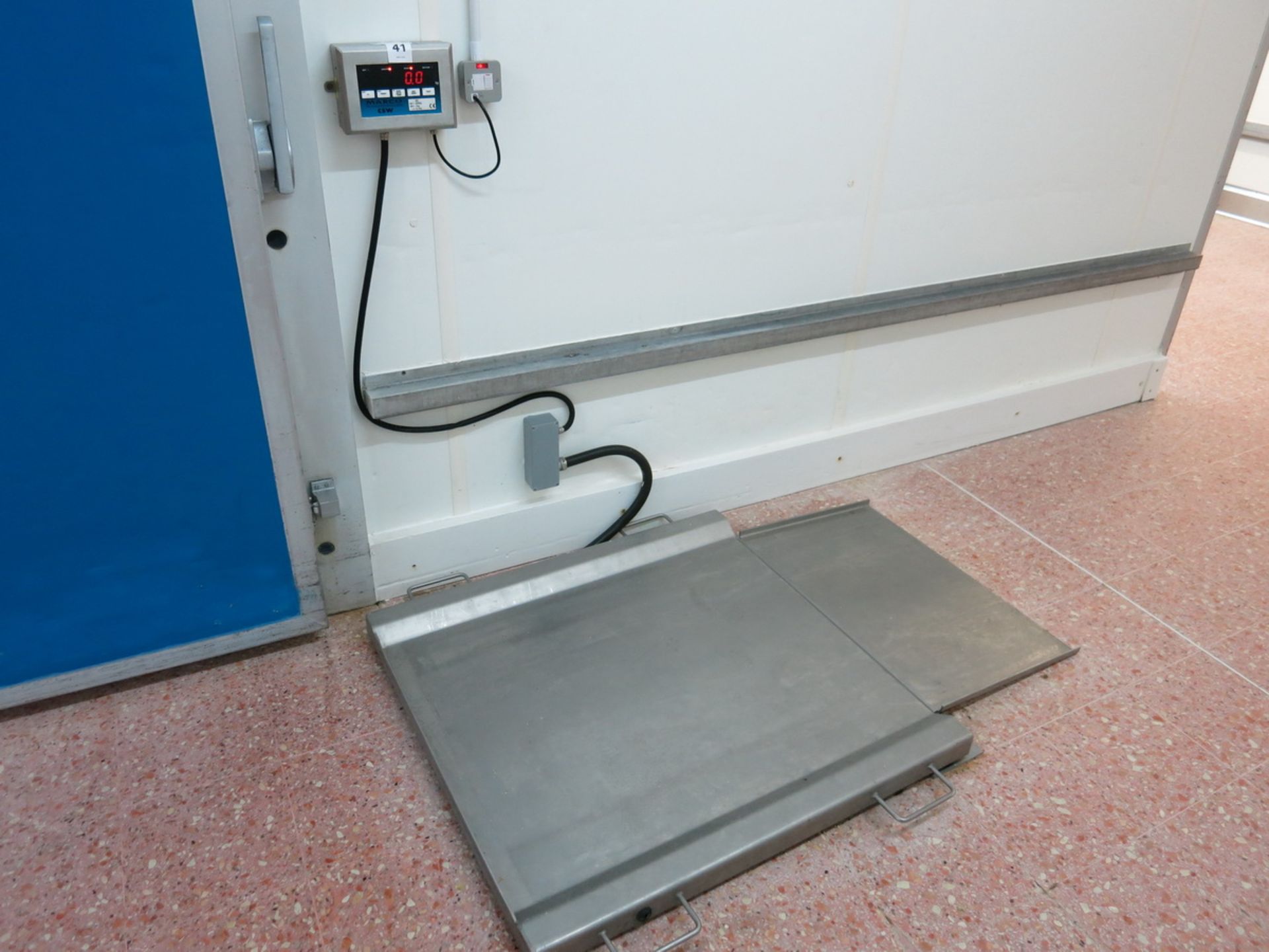 Ian Fellows floorscale, CSW26(M), 600 kg cap,digital, 1m x 900mm platform LIFT OUT CHARGE  £20