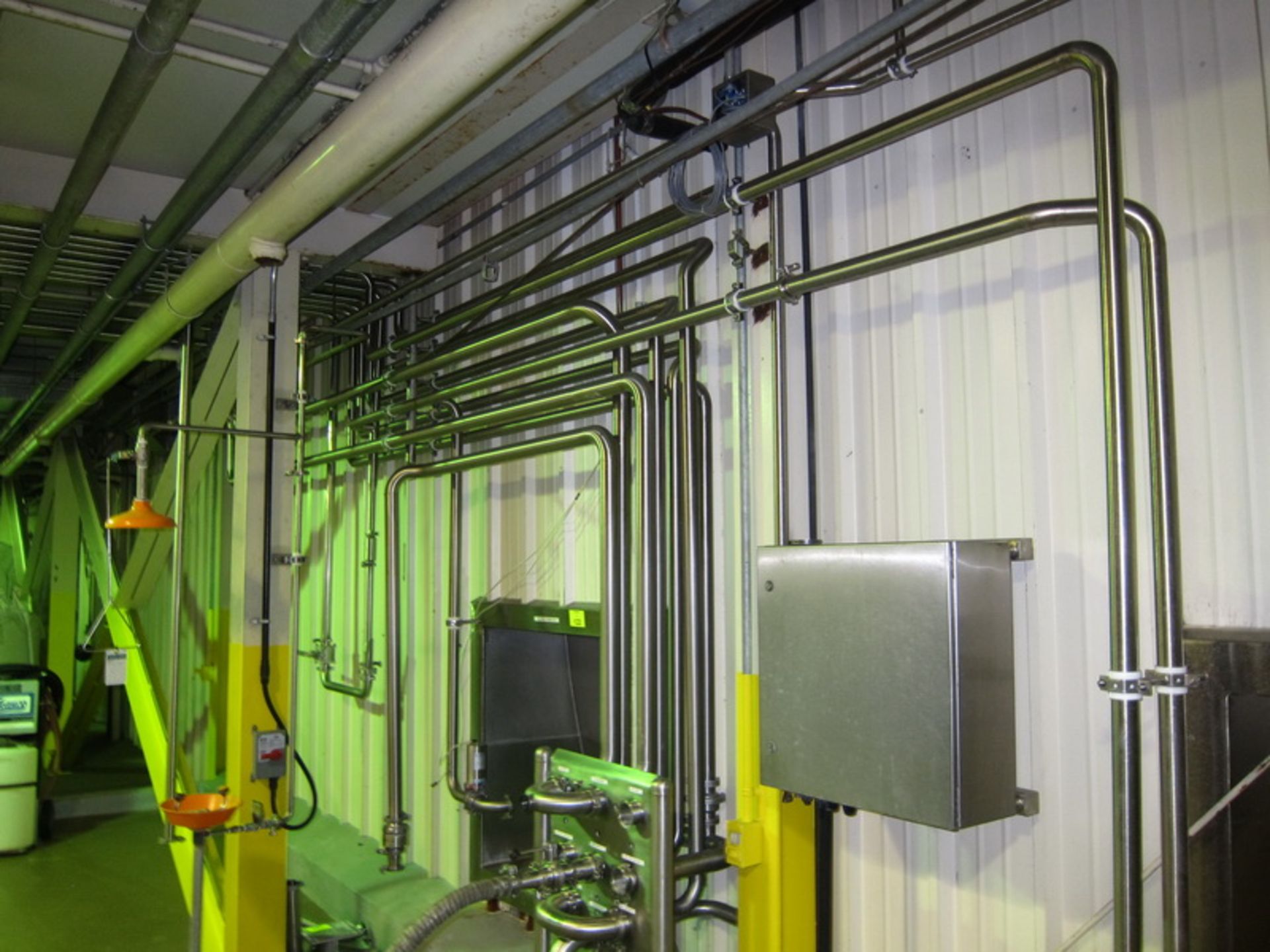 [Lot] Stainless pipework, located in process room includes: inline refractometer, (5) flow valves - Image 13 of 14