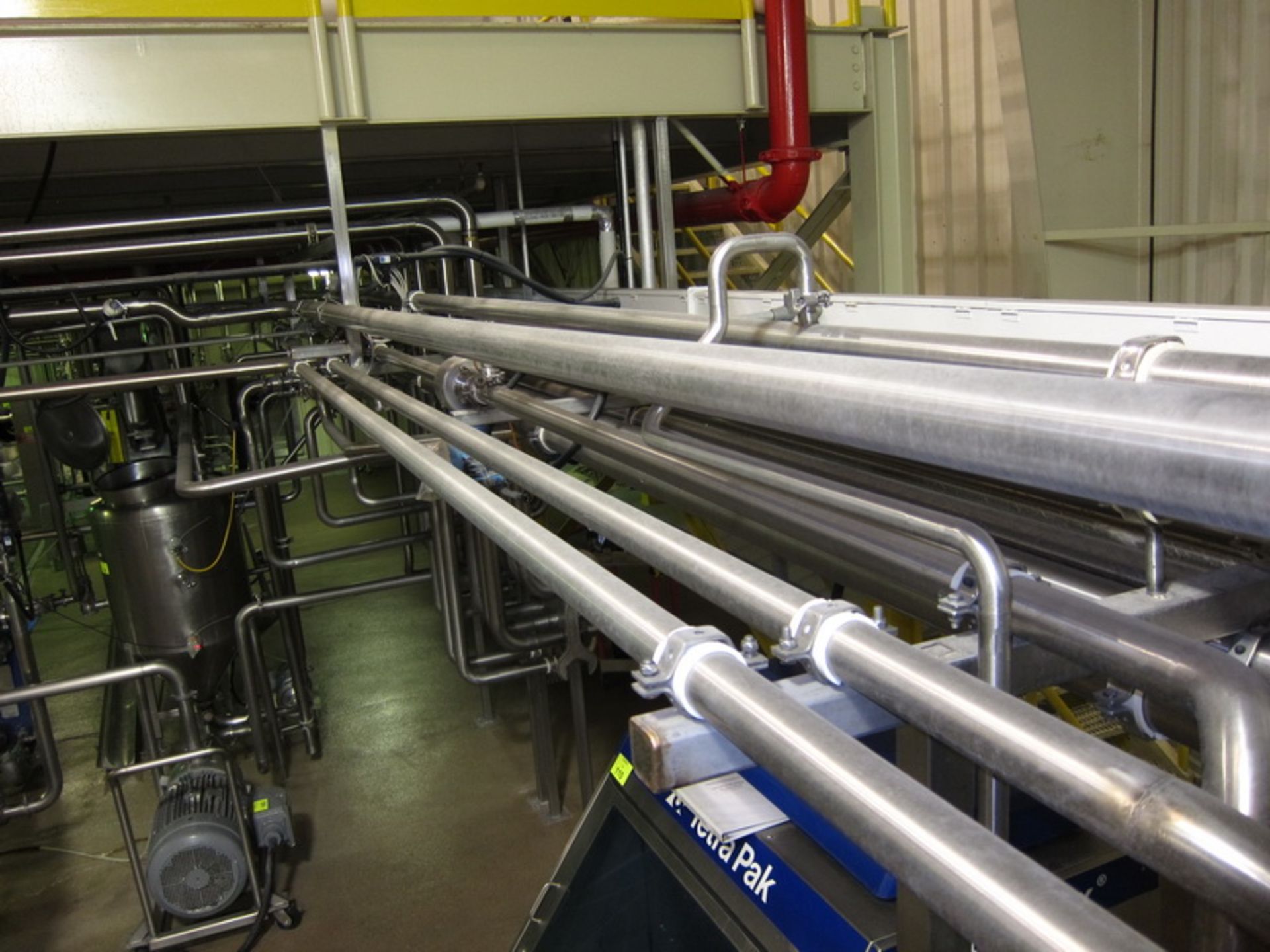 [Lot] Stainless pipework, located in process room includes: inline refractometer, (5) flow valves - Image 12 of 14