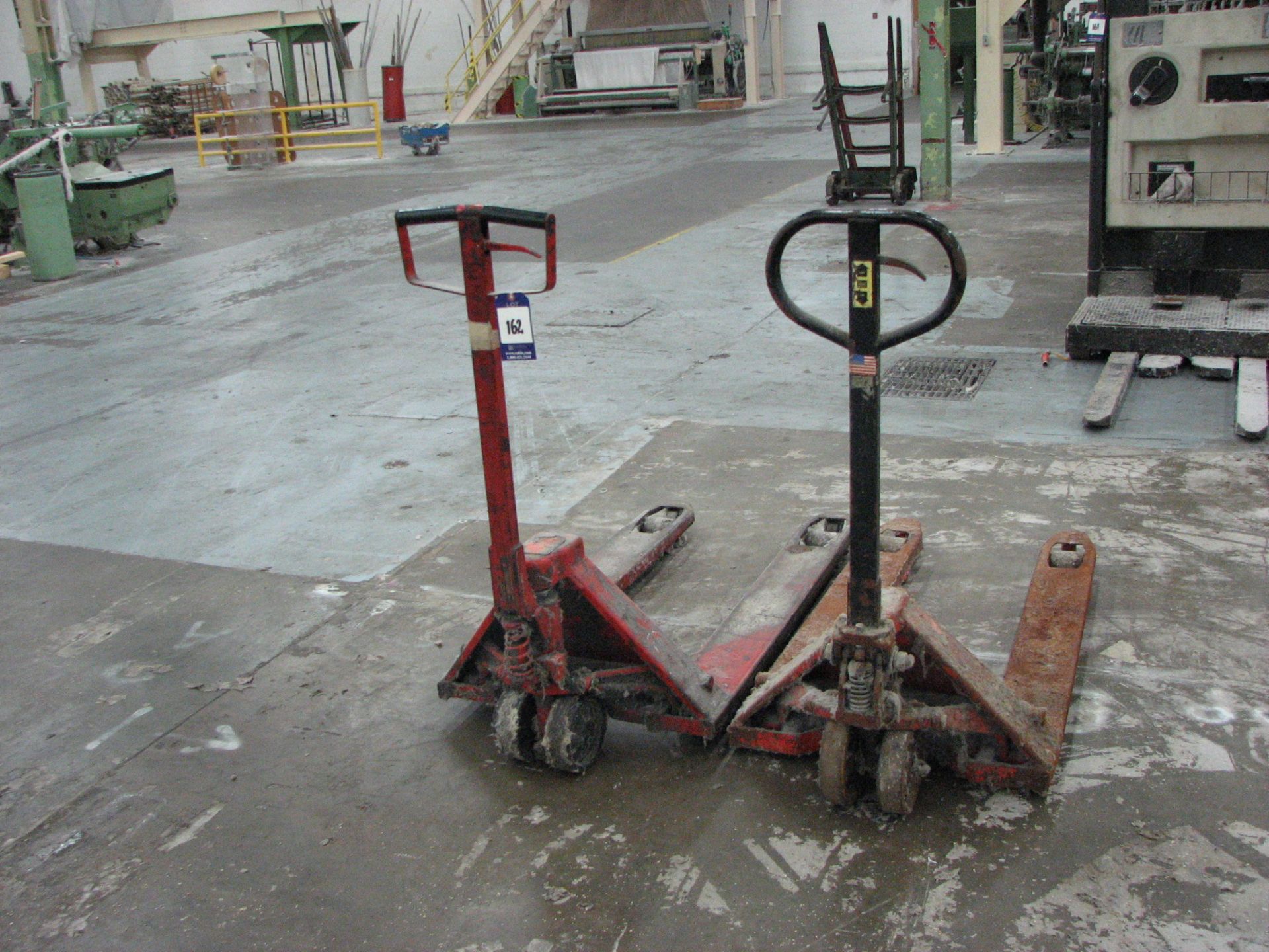 [Lot] (2) Hydraulic pallet jack, 5500 lb. cap.