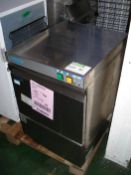 MACH UNDERCOUNTER DISHWASHER AND WATER SOFTNER