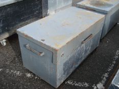 GREY METAL STORAGE BOX - LOCKED NO KEYS