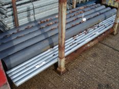 METAL PIPES X 5 - PLASTIC PIPES X 5 - MISC METAL PLATES