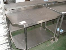 STAINLESS STEEL TABLE ON WHEELS