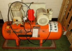 DEVILBISS AIR COMPRESSOR - 100LTR - 165PSI