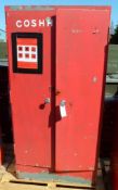 2 DOOR LOCKABLE CABINET