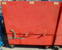 CHEMICAL / FLAMMABLE STORAGE UNIT - 4FT X 4FT X 2FT