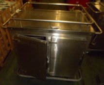 Mobile catering trolley