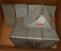 8x Heavy duty metal chocks