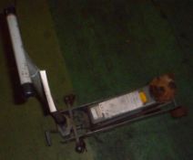 Weber Hydrauliks 2000kg trolley jack