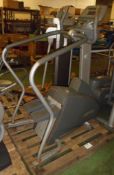 Life fitness 95SI isotrack Climbing system