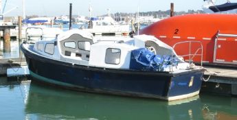 Cheverton 7.5M GRP built circa 1978 located in Southampton