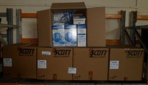 5 boxes of 10x Scott dust masks size medium
