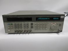 HP SYNTHESIZED SIGNAL GENERATOR 83731A