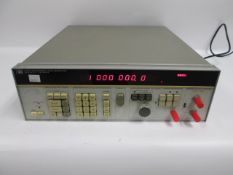 HP 3335A SYNTHESIZER/LEVEL GENERATOR