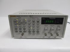 FLUKE PM5420 TV SIGNAL GENERATOR