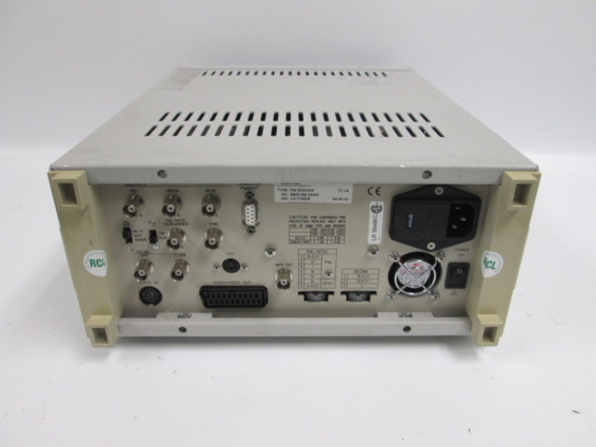 FLUKE PM5420 TV SIGNAL GENERATOR - Image 3 of 3