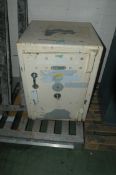 Chubb heavy duty safe