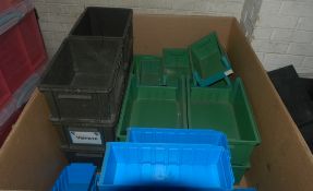 Various Storage Trays./.Boxes