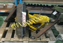 Major Lift - Hydraulic Pit Jack