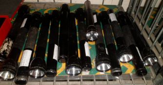 13x Maglite Torches