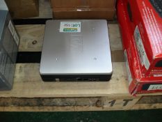 HP HSTNC-002L-TC mini PC. Powers up. Windows CE installed.