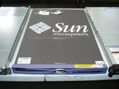 SUN MICROSYSTEMS SunFire V210 + 72gb drive Server